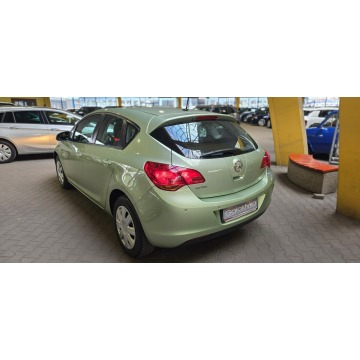 Opel Astra  Hatchback 2012,  1.4 benzyna - Na sprzedaż za 23 600 zł - Mysłowice - zdjęcie 5