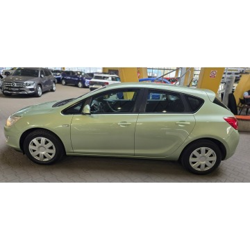 Opel Astra  Hatchback 2012,  1.4 benzyna - Na sprzedaż za 23 600 zł - Mysłowice - zdjęcie 4