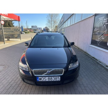Volvo V50 2006,  2.0 diesel - Na sprzedaż za 14 900 zł - Myszyniec - zdjęcie 3