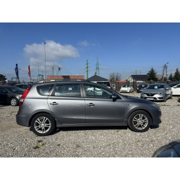 Hyundai i30 2011,  1.4 benzyna - Na sprzedaż za 17 800 zł - Rawa Mazowiecka - zdjęcie 11