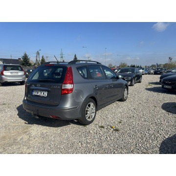 Hyundai i30 2011,  1.4 benzyna - Na sprzedaż za 17 800 zł - Rawa Mazowiecka - zdjęcie 9