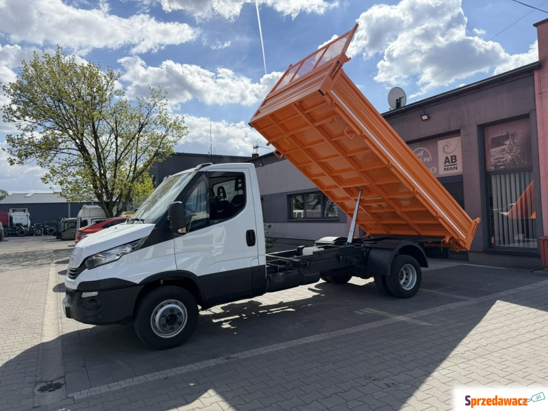 Iveco Daily 2019,  3.0 diesel, automat - Na sprzedaż za 114 999 zł - Kozerki