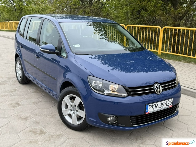 Volkswagen Touran  Minivan/Van 2010,  1.6 diesel - Na sprzedaż za 19 999 zł - Gostyń