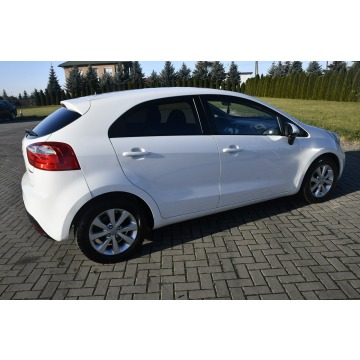 Kia Rio  Hatchback 2012,  1.2 benzyna - Na sprzedaż za 19 900 zł - Kutno - zdjęcie 9