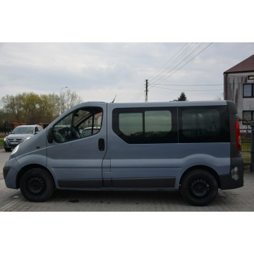 Opel Vivaro  Minivan/Van 2007,  2.0 diesel - Na sprzedaż za 32 900 zł - Majdan Sieniawski - zdjęcie 9
