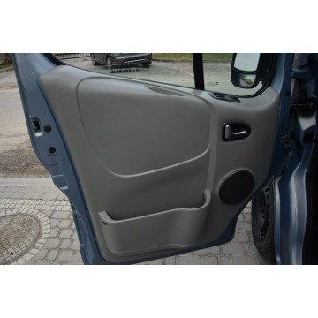 Opel Vivaro  Minivan/Van 2007,  2.0 diesel - Na sprzedaż za 32 900 zł - Majdan Sieniawski - zdjęcie 11