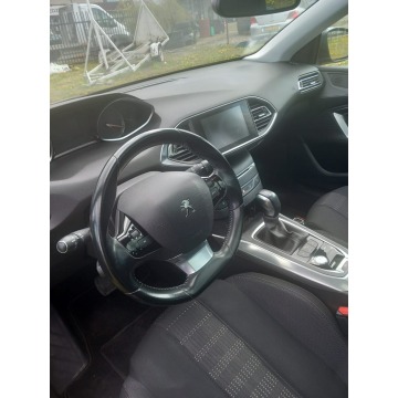 Peugeot 308 2016,  2.0 diesel, automat - Na sprzedaż za 34 700 zł - Lublin - zdjęcie 10