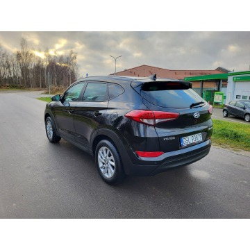 Hyundai Tucson  SUV 2017,  1.6 benzyna - Na sprzedaż za 55 000 zł - Słupsk - zdjęcie 4