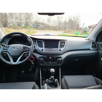 Hyundai Tucson  SUV 2017,  1.6 benzyna - Na sprzedaż za 55 000 zł - Słupsk - zdjęcie 10