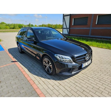 Mercedes - Benz C-klasa 2019,  2.0 diesel, automat - Na sprzedaż za 69 999 zł - Słupsk - zdjęcie 2