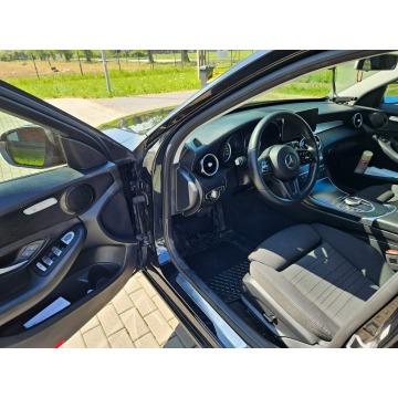 Mercedes - Benz C-klasa 2019,  2.0 diesel, automat - Na sprzedaż za 69 999 zł - Słupsk - zdjęcie 9