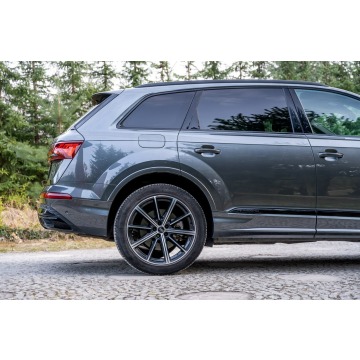 Audi Q7  SUV 2022,  3.0 benzyna, automat - Na sprzedaż za 199 777 zł - Ropczyce - zdjęcie 8