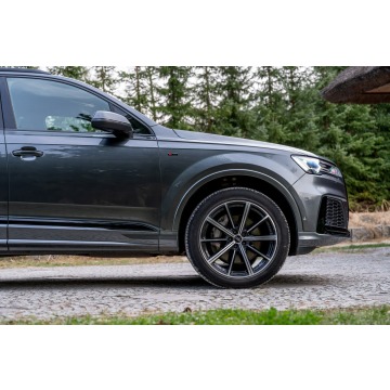 Audi Q7  SUV 2022,  3.0 benzyna, automat - Na sprzedaż za 199 777 zł - Ropczyce - zdjęcie 9