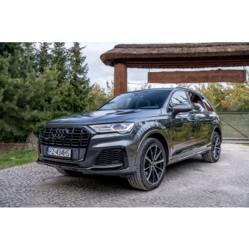 Audi Q7  SUV 2022,  3.0 benzyna, automat - Na sprzedaż za 199 777 zł - Ropczyce - zdjęcie 12