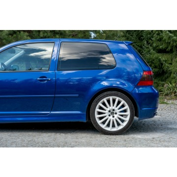 Volkswagen Golf  Hatchback 2003,  3.2 benzyna - Na sprzedaż za 129 777 zł - Ropczyce - zdjęcie 9