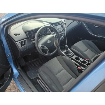 Hyundai i30  Hatchback 2013,  1396.0 benzyna - Na sprzedaż za 26 900 zł - Janów Lubelski - zdjęcie 5