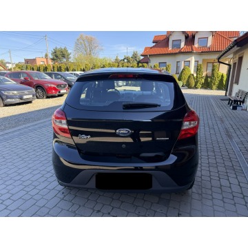 Ford KA  Hatchback 2018,  1.2 benzyna - Na sprzedaż za 29 900 zł - Orzech - zdjęcie 8