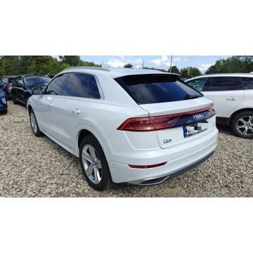 Audi Q8  SUV 2019,  3.0 benzyna, automat - Na sprzedaż za 175 000 zł - Ostrołęka - zdjęcie 5