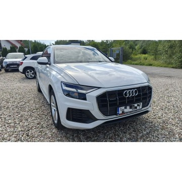 Audi Q8  SUV 2019,  3.0 benzyna, automat - Na sprzedaż za 175 000 zł - Ostrołęka - zdjęcie 10