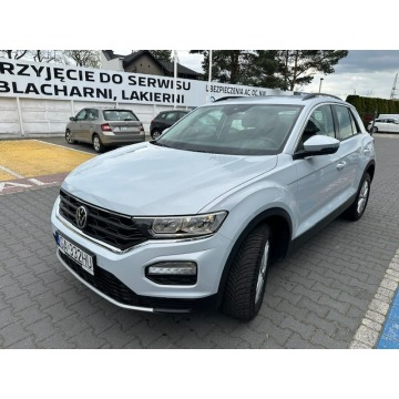 Volkswagen T-Roc  SUV 2021,  1.0 benzyna - Na sprzedaż za 79 900 zł - Tychy - zdjęcie 3