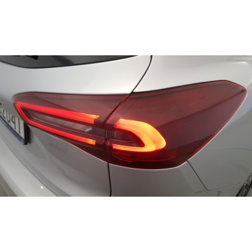 Ford Focus  Kombi 2023,  1.0 benzyna, automat - Na sprzedaż za 76 850 zł - Warszawa - zdjęcie 12