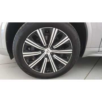Volvo   SUV 2023,  2.0 diesel, automat - Na sprzedaż za 210 600 zł - Warszawa - zdjęcie 9