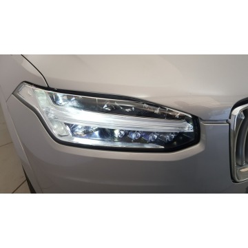 Volvo   SUV 2023,  2.0 diesel, automat - Na sprzedaż za 210 600 zł - Warszawa - zdjęcie 11