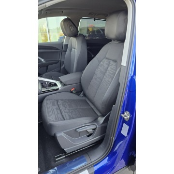 Audi Q5  SUV 2026,  2.0 benzyna, automat - Na sprzedaż za 224 382 zł - Radom - zdjęcie 8