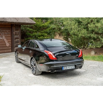 Jaguar XJ  Sedan/Limuzyna 2019,  3.0 benzyna, automat - Na sprzedaż za 139 777 zł - Ropczyce - zdjęcie 2
