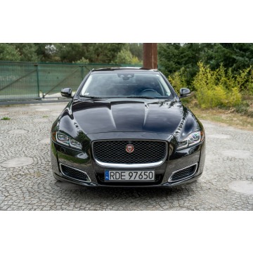 Jaguar XJ  Sedan/Limuzyna 2019,  3.0 benzyna, automat - Na sprzedaż za 139 777 zł - Ropczyce - zdjęcie 5