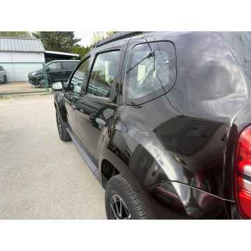 Dacia Duster  SUV 2017,  1.6 benzyna - Na sprzedaż za 42 500 zł - Gdów - zdjęcie 8