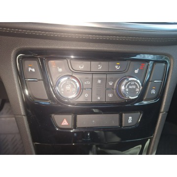 Opel Mokka  SUV 2017,  1.4 benzyna - Na sprzedaż za 42 900 zł - Stargard - zdjęcie 8