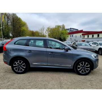 Volvo   SUV 2017,  2.0 diesel, automat - Na sprzedaż za 65 900 zł - Szczecin - zdjęcie 4