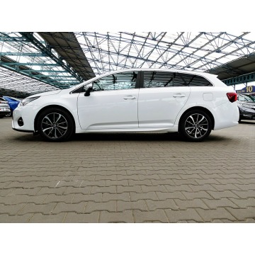 Toyota Avensis 2018,  2.0 diesel - Na sprzedaż za 64 900 zł - Mysłowice - zdjęcie 6