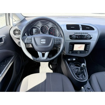 Seat Leon  Hatchback 2012,  1.2 benzyna - Na sprzedaż za 21 900 zł - Wrocław - zdjęcie 5