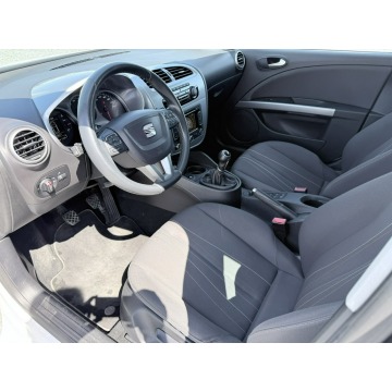 Seat Leon  Hatchback 2012,  1.2 benzyna - Na sprzedaż za 21 900 zł - Wrocław - zdjęcie 12