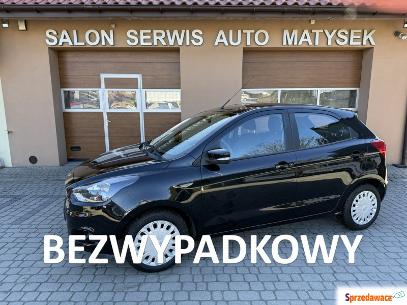 Ford KA  Hatchback 2018,  1.2 benzyna - Na sprzedaż za 29 900 zł - Orzech