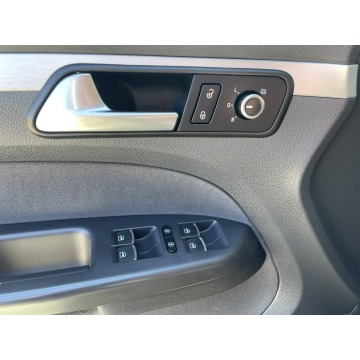Volkswagen Touran  Minivan/Van 2014,  1.6 diesel, automat - Na sprzedaż za 29 999 zł - Gostyń - zdjęcie 11