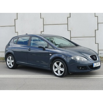 Seat Leon  Hatchback 2009,  1.9 diesel - Na sprzedaż za 13 500 zł - Lublin - zdjęcie 2