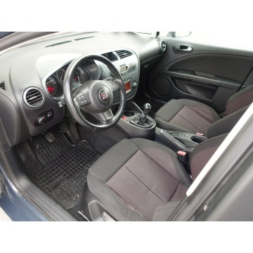 Seat Leon  Hatchback 2009,  1.9 diesel - Na sprzedaż za 13 500 zł - Lublin - zdjęcie 12