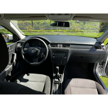 Skoda Rapid  Liftback 2015,  1.2 benzyna - Na sprzedaż za 32 900 zł - Racławice - zdjęcie 8