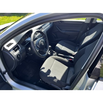 Skoda Rapid  Liftback 2015,  1.2 benzyna - Na sprzedaż za 32 900 zł - Racławice - zdjęcie 9