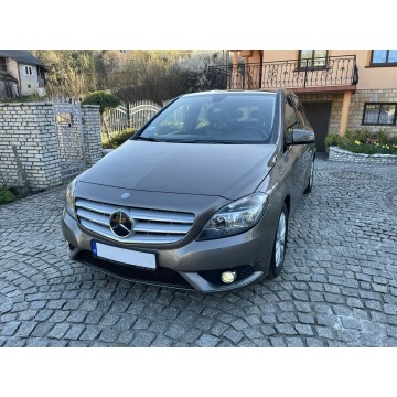 Mercedes - Benz B-klasa  Hatchback 2013,  1.6 benzyna - Na sprzedaż za 35 500 zł - Racławice - zdjęcie 1