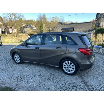 Mercedes - Benz B-klasa  Hatchback 2013,  1.6 benzyna - Na sprzedaż za 35 500 zł - Racławice - zdjęcie 5