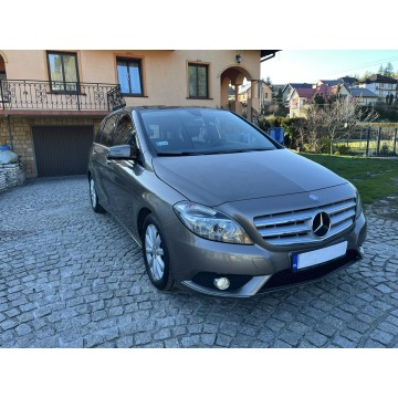 Mercedes - Benz B-klasa  Hatchback 2013,  1.6 benzyna - Na sprzedaż za 35 500 zł - Racławice - zdjęcie 7