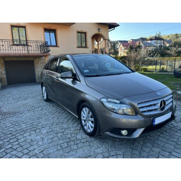 Mercedes - Benz B-klasa  Hatchback 2013,  1.6 benzyna - Na sprzedaż za 35 500 zł - Racławice - zdjęcie 6