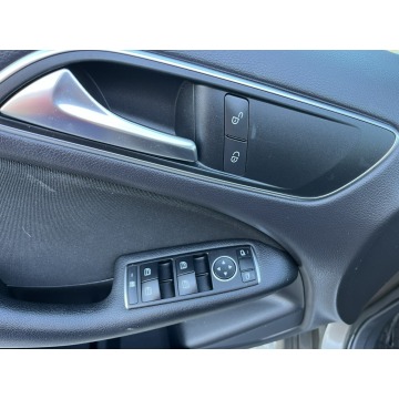 Mercedes - Benz B-klasa  Hatchback 2013,  1.6 benzyna - Na sprzedaż za 35 500 zł - Racławice - zdjęcie 11