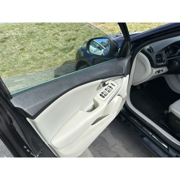 Volvo V40  Hatchback 2015,  2.0 diesel - Na sprzedaż za 32 400 zł - Wejherowo - zdjęcie 9