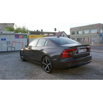 Volvo S60  Sedan/Limuzyna 2023,  2.5 benzyna, automat - Na sprzedaż za 119 700 zł - Ostrów Wielkopolski - zdjęcie 3