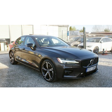 Volvo S60  Sedan/Limuzyna 2023,  2.5 benzyna, automat - Na sprzedaż za 119 700 zł - Ostrów Wielkopolski - zdjęcie 2